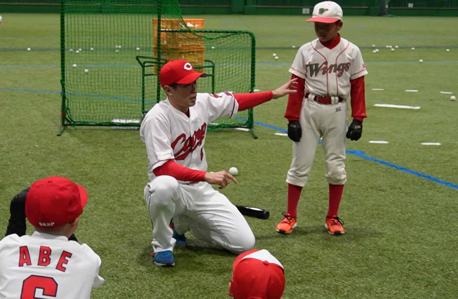子どもたちへの野球指導